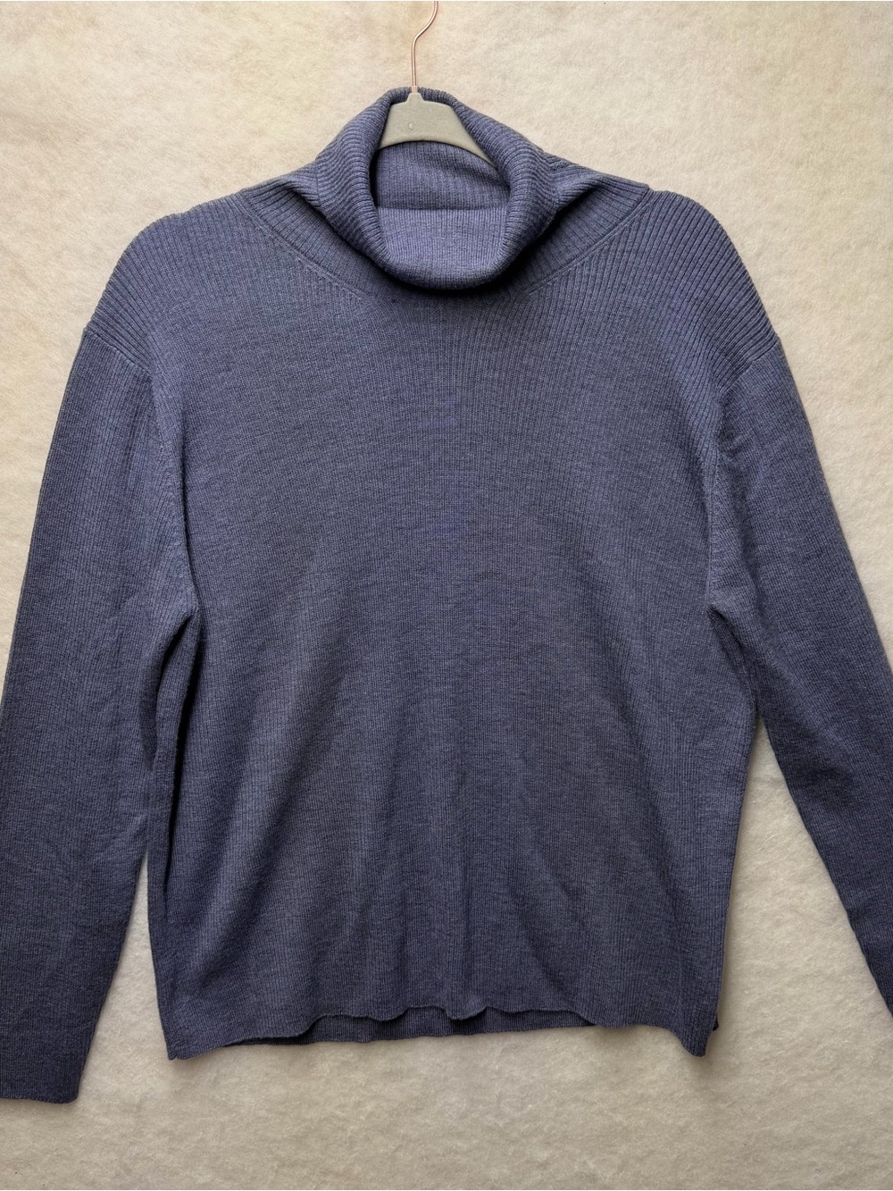VTG LL Bean Womens XL 100% Merino Wool Turtleneck Sweater Knit Blue Soft